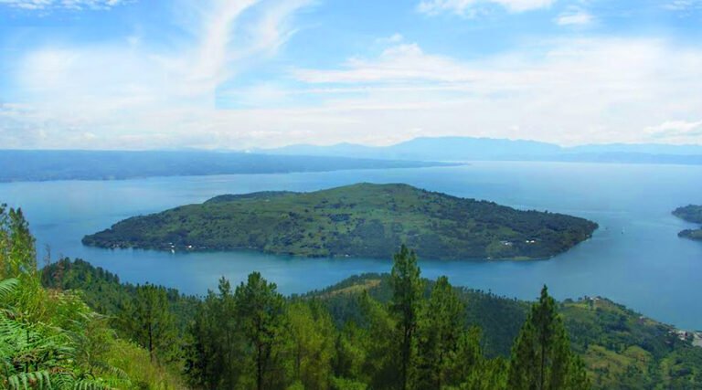 pulau sibandang 768x427