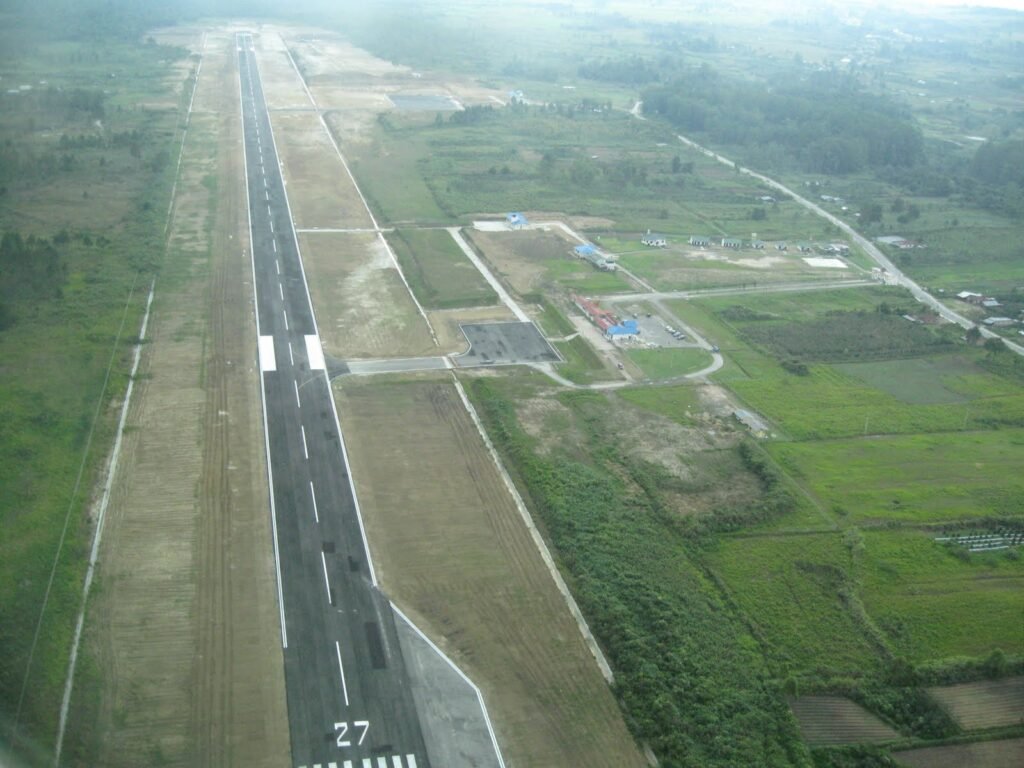 runway 2250 m x 30 m 1024x768