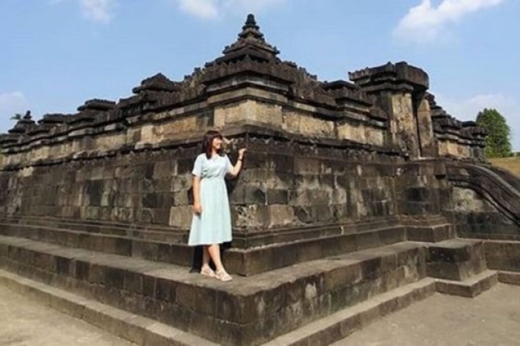 candi gunung sambisari 2 1024x682