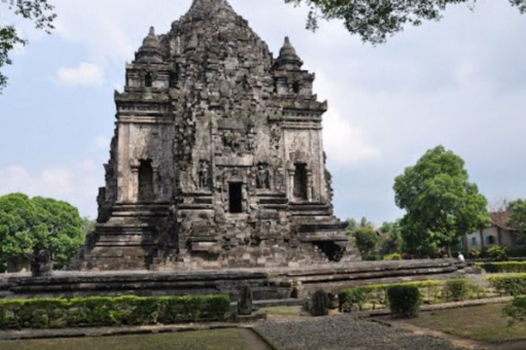 candi kalasan 2 1024x682