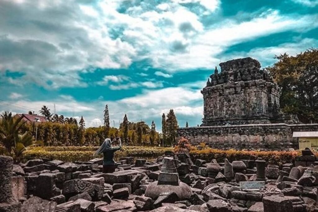 candi mendut 6 1024x682