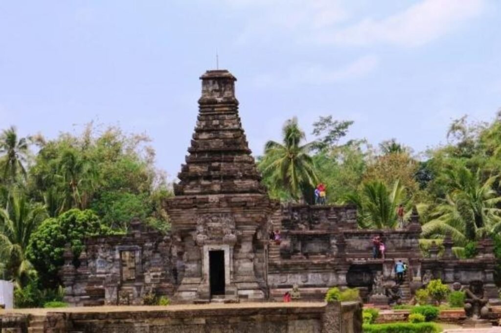 candi penataran 1 1024x682