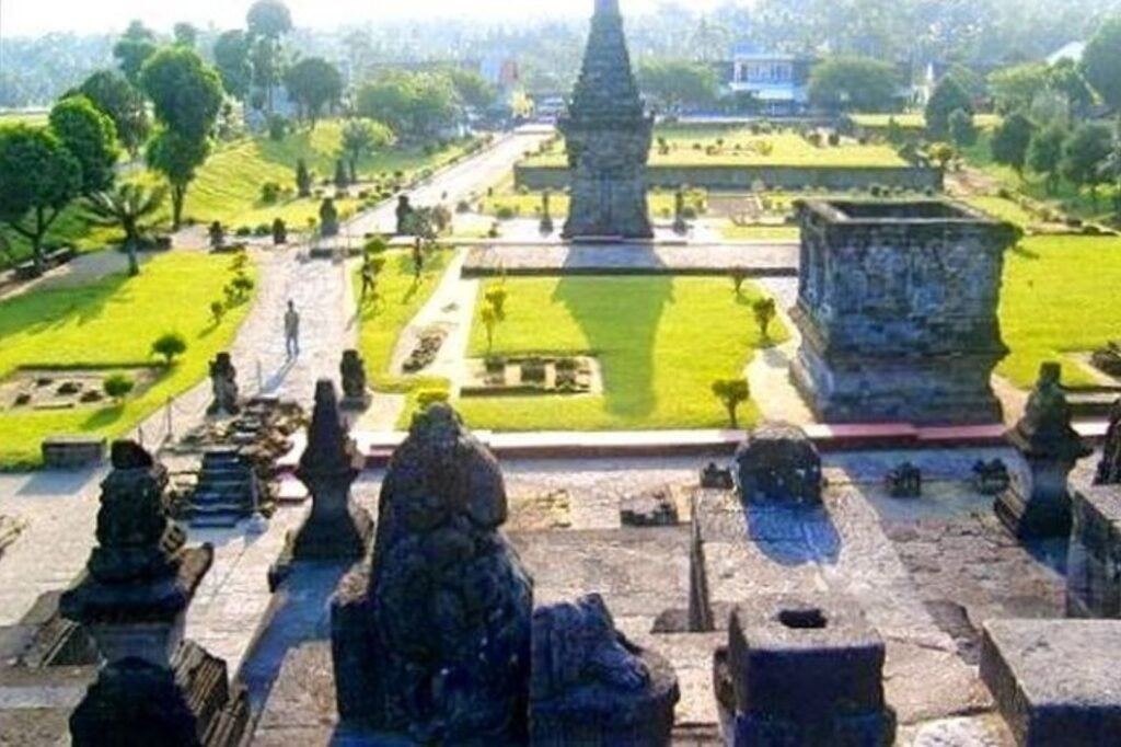 candi penataran 7 1024x682