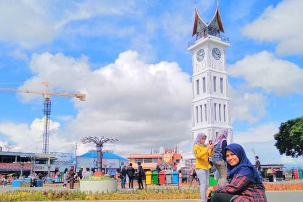 jam gadang bukit tinggi 8 1024x682