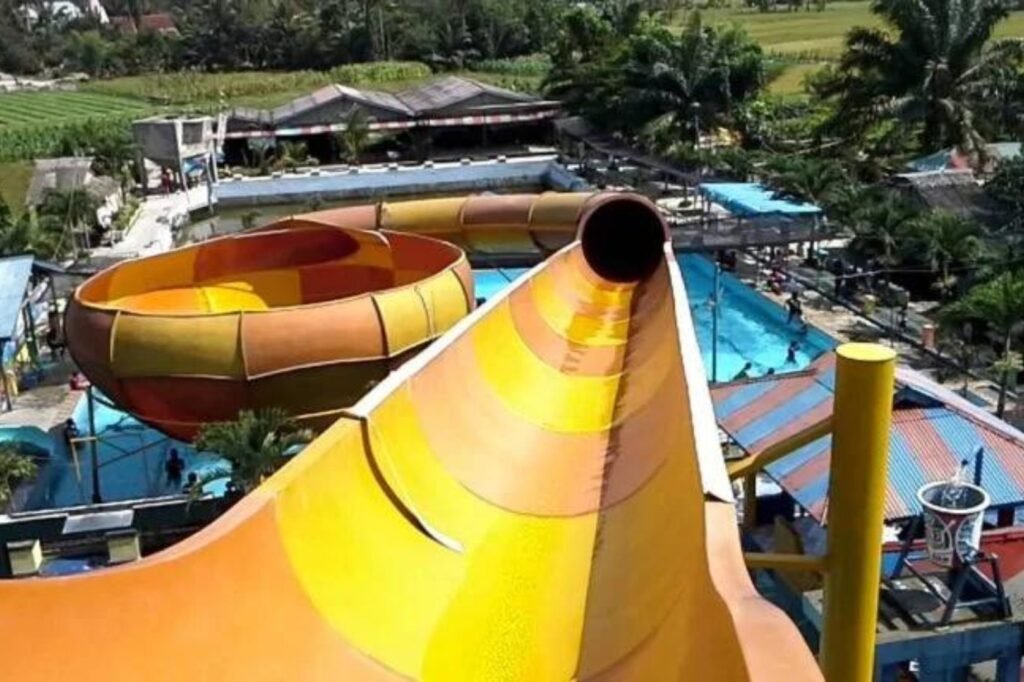 Dogi Park Waterboom Indrapura10 1024x682