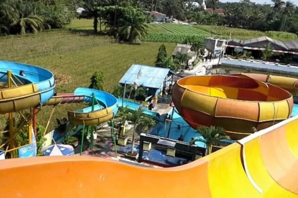 Dogi Park Waterboom Indrapura7 1024x682