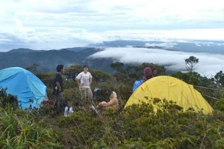 Gunung Sibuatan12 768x512