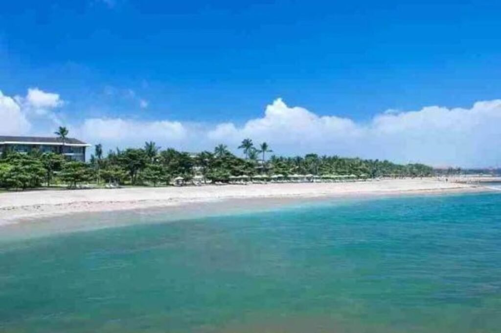 Pantai Nusa Dua Bali 1024x682