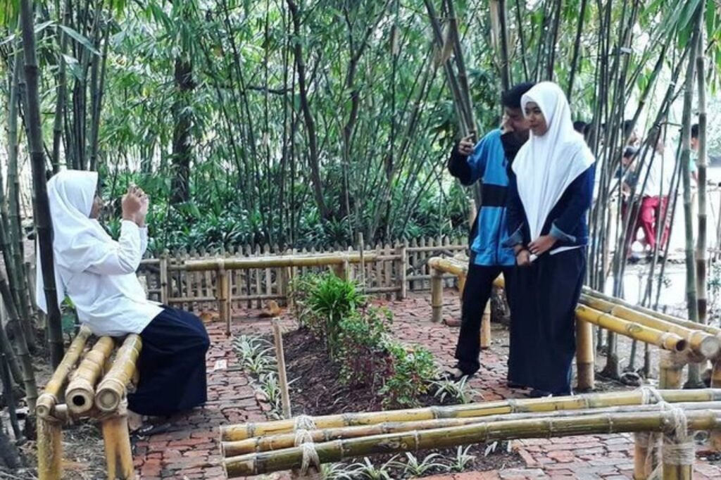 hutan bambu bekasi 4 1024x682