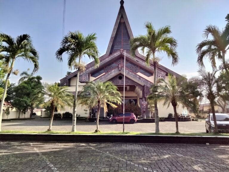 1. tampak depan img 9382 scaled 1 1 768x576