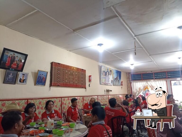 r4b4 istana babi panggang interior 2025 03 2 768x577