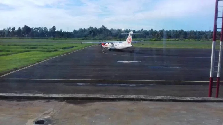 bandara binaka 768x432 1