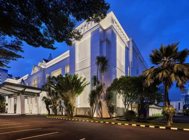 facade malam samping 1 r25o5oytymjza0my5bspzuyp7l46adzl0xt47zdidc 768x569