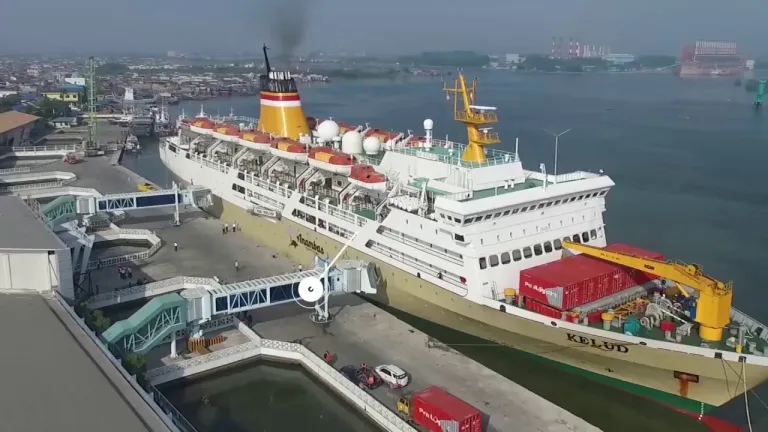 foto 22 nov terminal penumpang pelabuhan belawan dok. pelindo