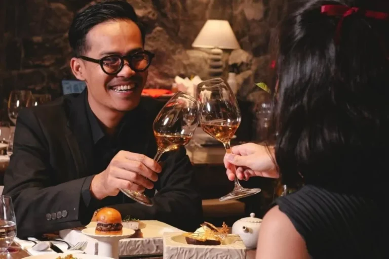 mengenal lapo porsea scbd sajikan menu tradisional dengan konsep restoran premium 064810 768x512