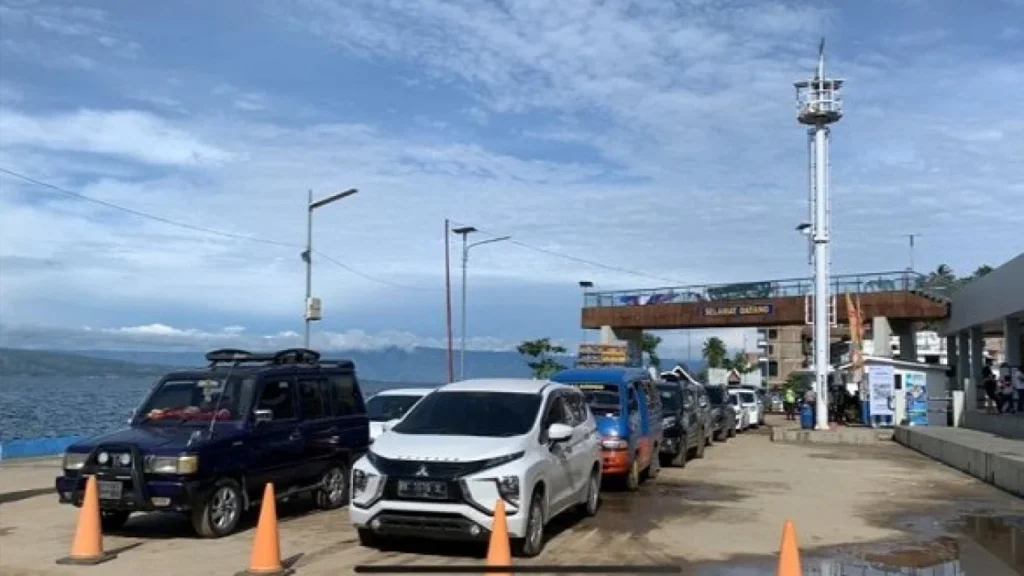 pelabuhan tigaras4 1024x576