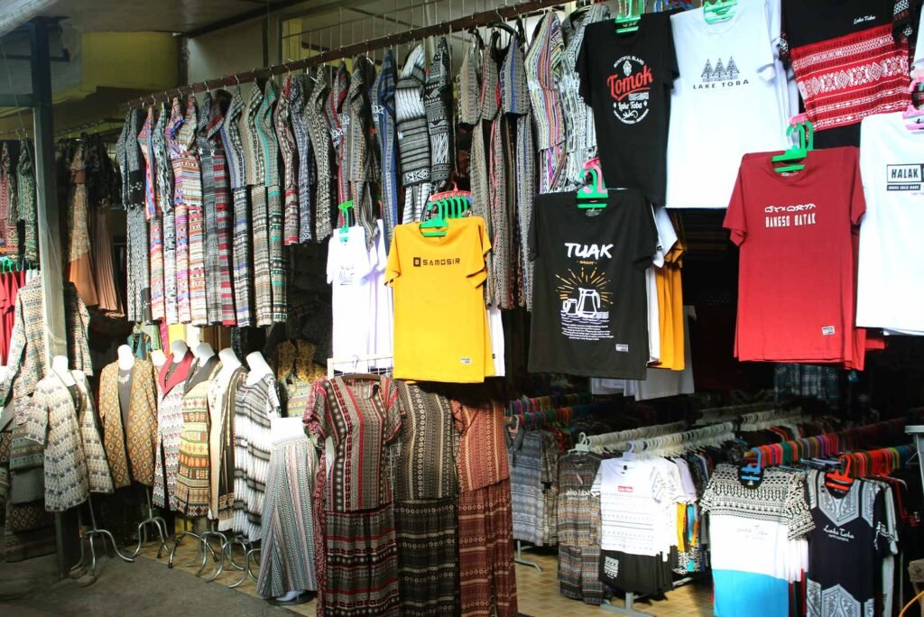 varian produk pasar tomok 2 1024x684