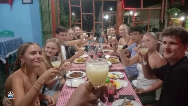 samuels restaurant tuktuk2 768x432